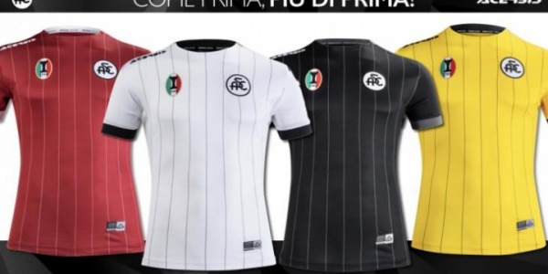 Nostalgičen navdih za majice Spezia Calcio